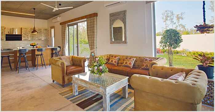 Private beach house in Ecr