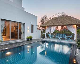 Luxury resorts in Ecr